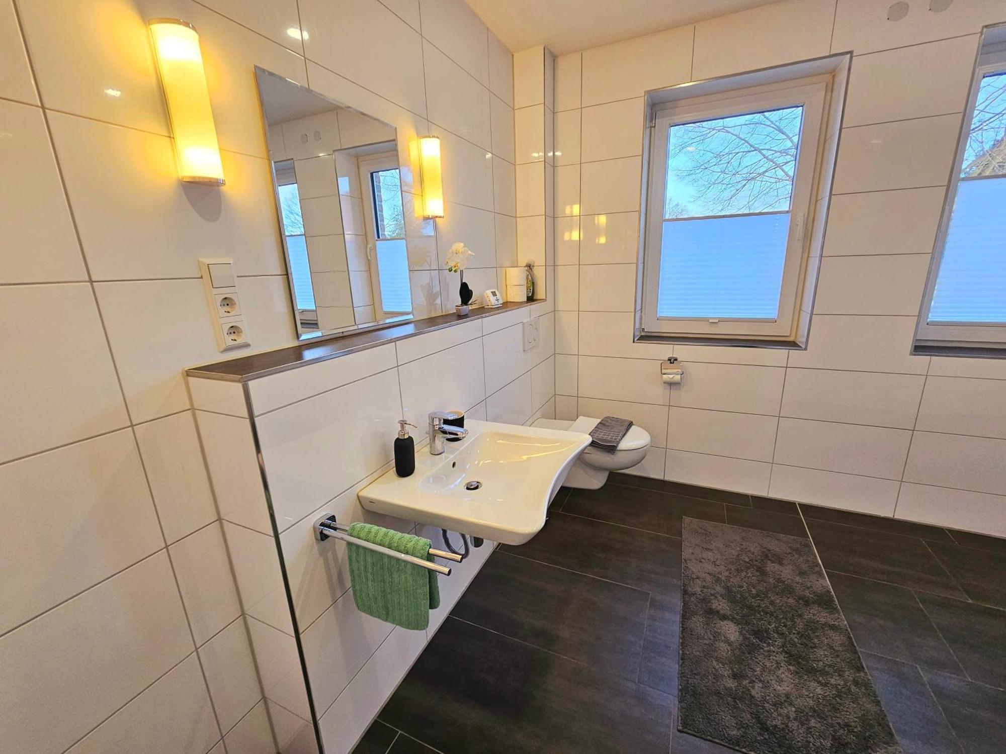 Exklusive Ferienwohnung In Lingen Holthausen 2Zim, 2Badez,Kueche,Balkon,Waschmaschine מראה חיצוני תמונה